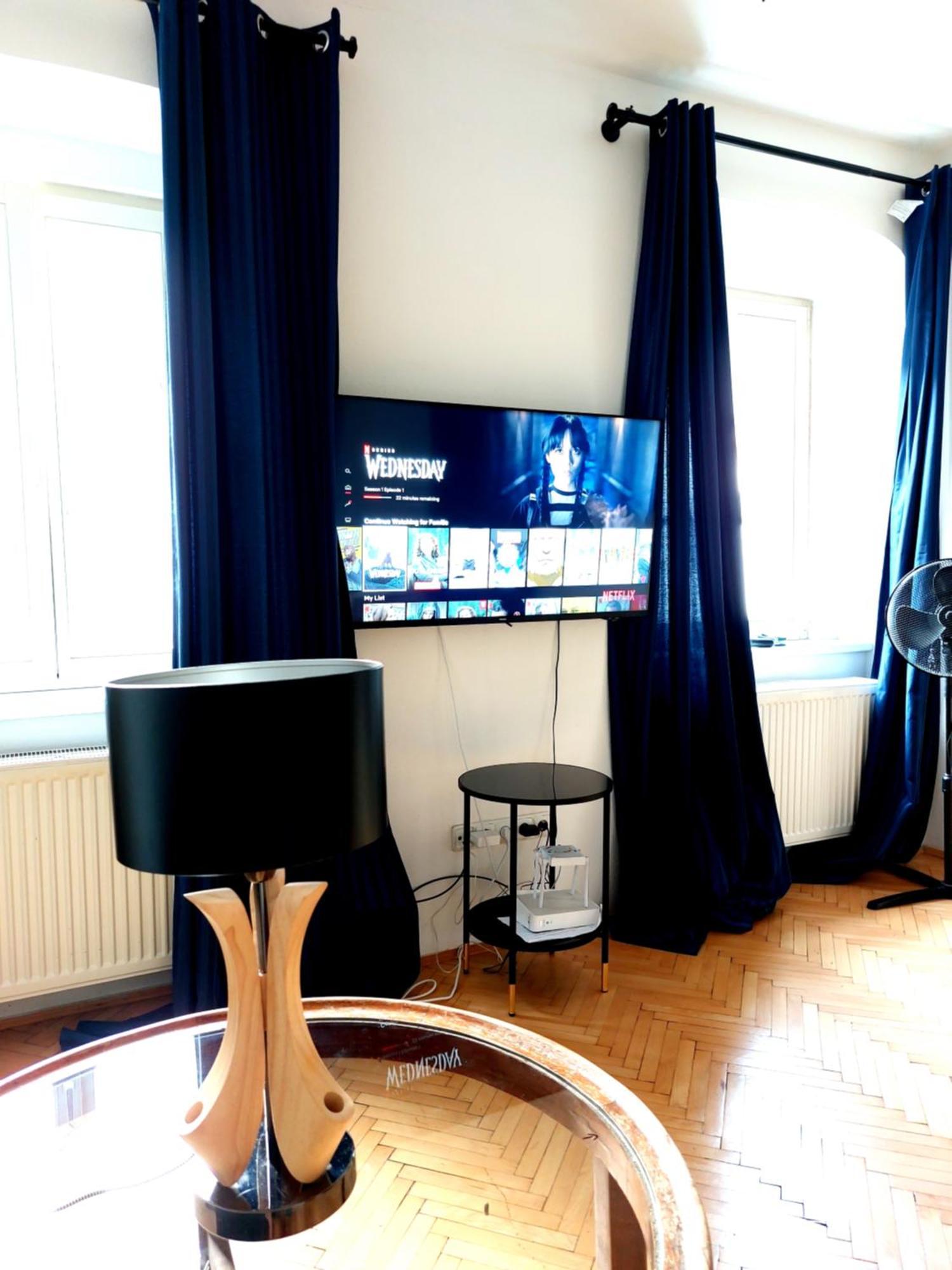 Michael'S Gate Large Apartment In A 15Th-Century Building, Old Town Bratislava Exterior photo